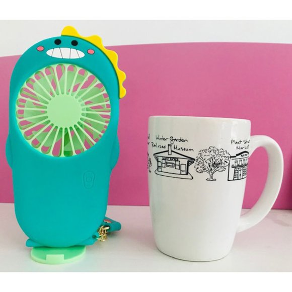 Green - Lovely Mini Portable Pocket USB Fan - Picture 5 of 7